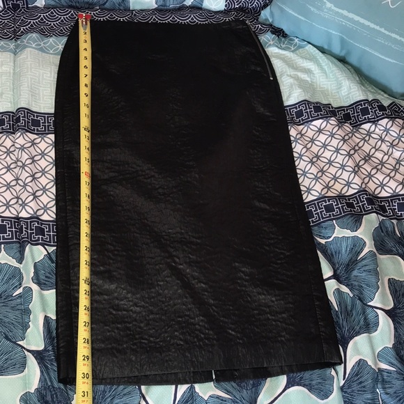 Poleci Pencil Skirt, Black, Texturized, Size 2 - Picture 10 of 16